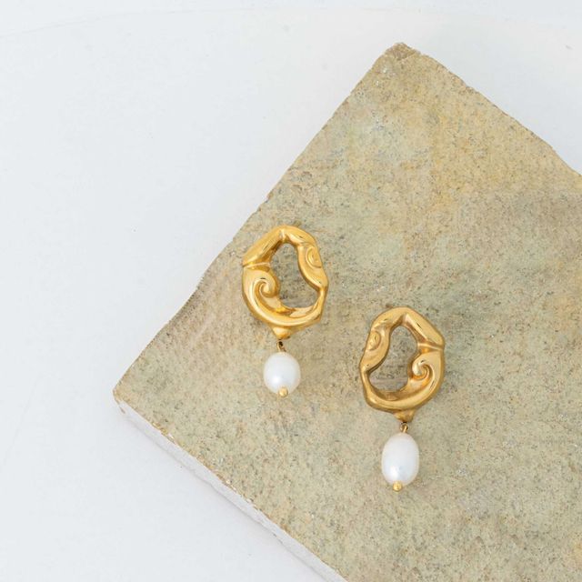 ZAISHA 18K Gold Plated Pearl Baroque Earrings | Birthday | Anniversary | Valentines gift