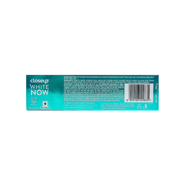 Closeup White Now Stain Eraser Toothpaste