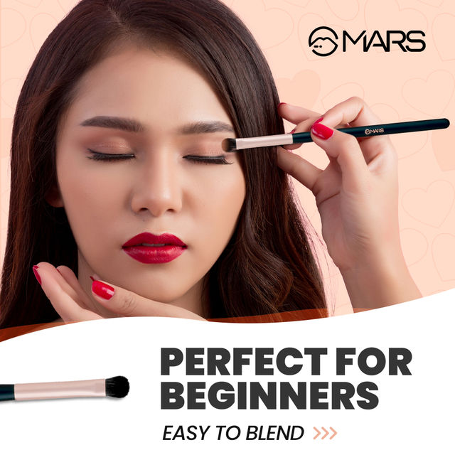 MARS Cosmetics Back To Basics Eyeshadow Palette With Free Applicator (Shade-02)