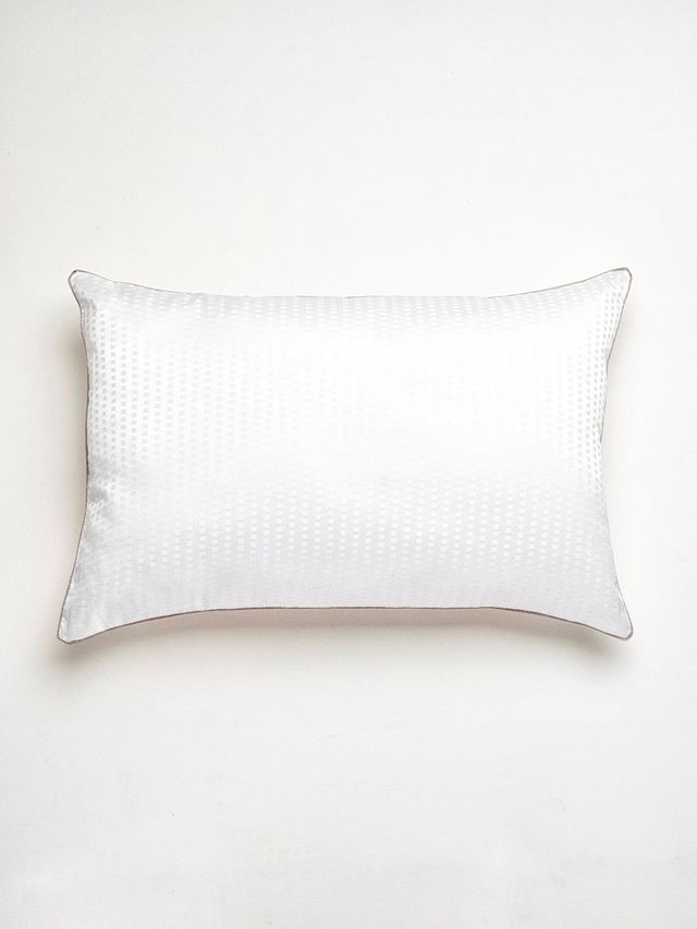 D Decor Bed Elements Swiss Check Pillow - White