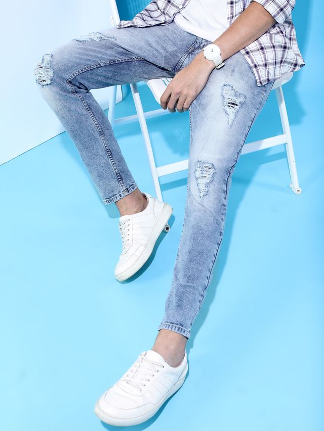 Highlander Men's Tapered Fit Mid-Rise Mildly Distressed Stretchable Jeans | Light Blue - 36