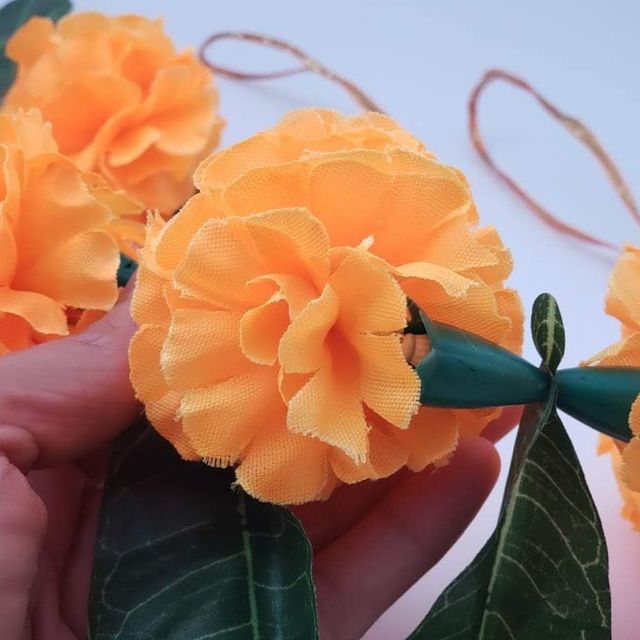 Mango Leaves and Marigold Thorana
