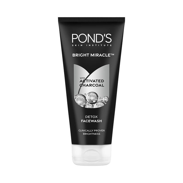 Pond's Bright Miracle Detox Facewash With 10X Power Of Charcoal