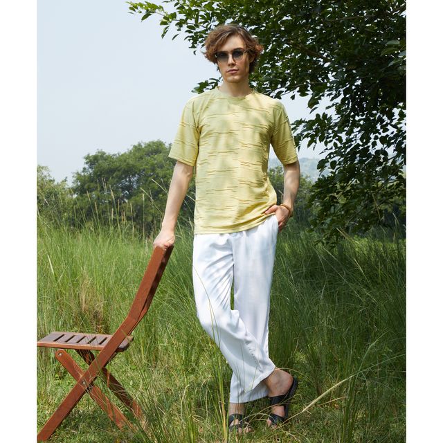 Campus Sutra Men's Solid Creased T-shirt | Naples Yellow - M