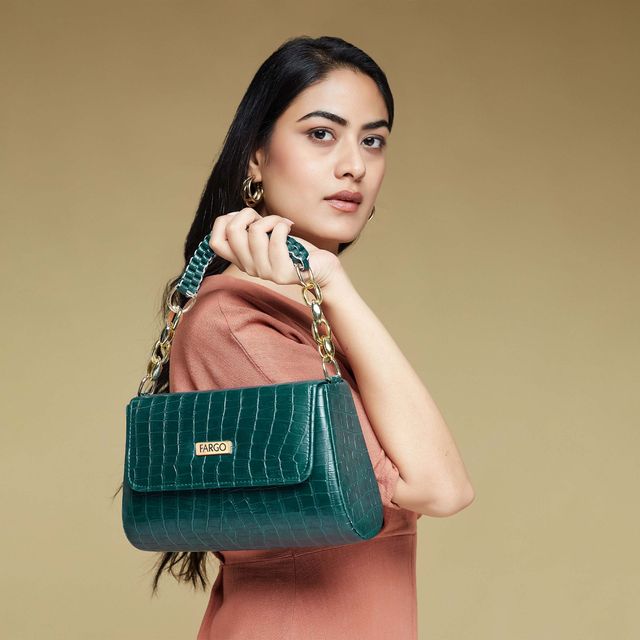 Fargo Women's Fancy Sling Bag | Green
