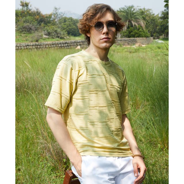 Campus Sutra Men's Solid Creased T-shirt | Naples Yellow - M