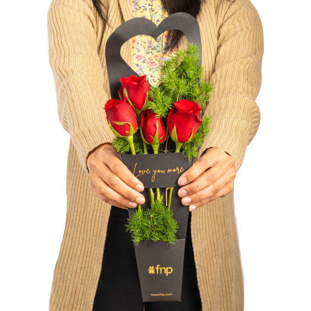 Park Avenue Euphoria And Harmony Eau De Perfume Gift Set For Men(200ml) & Fnp Magic Of Red Roses In Sleeve(1pc) Combo