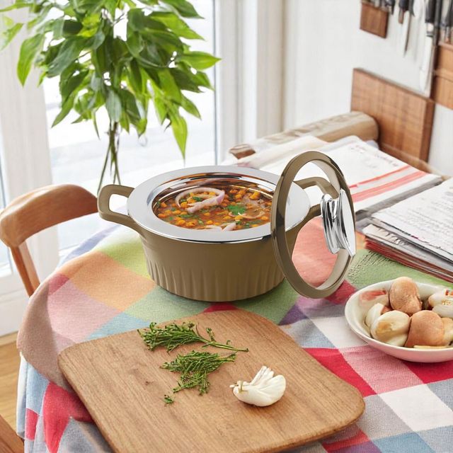 SignoraWare Master Lock Foodgrade Plastic Casserole | 1.5 Ltr | Brown