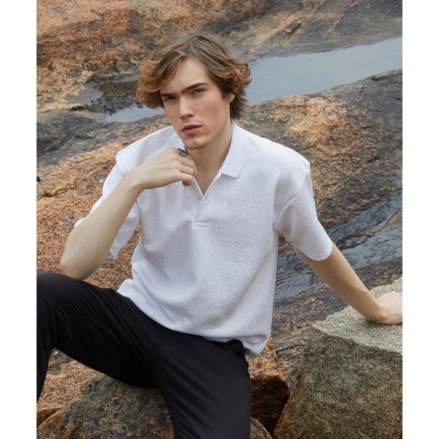 Buy Campus Sutra Men's Ripple - Tactile Polo T-shirt | Daisy White