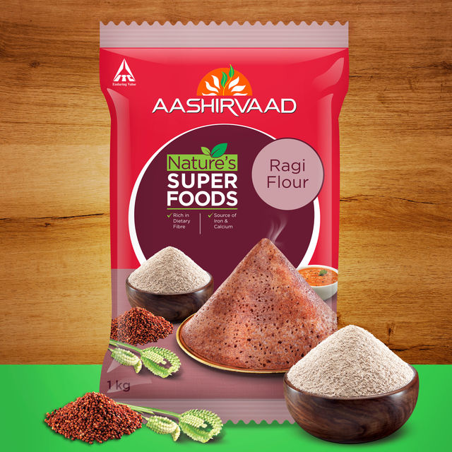 Aashirvaad Nature's Super Foods Ragi Flour Pouch