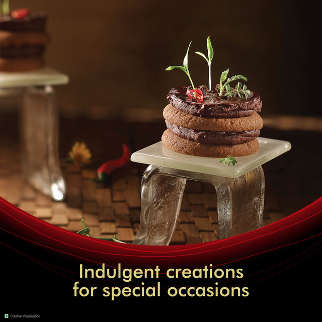 Sunfeast Dark Fantasy Choco Fills, Original Filled Cookies With Choco Crã¨Me(75gms) & Cadbury Chocobakes Choclayered Cakes(114gms) Combo