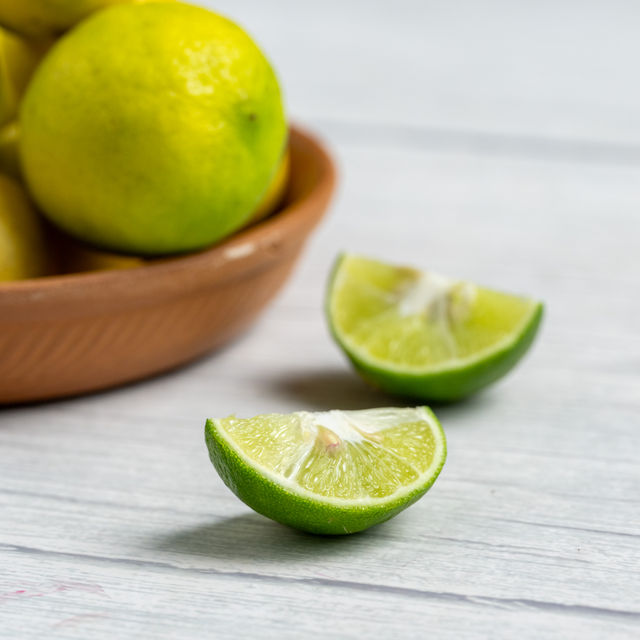 Lemon (Elumichai Pazham) 200 g Combo