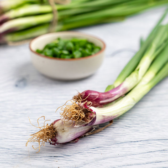 Spring Onion(250gms), Cabbage(1pc) & Capsicum Green(500gms) Carrot Local(500gms) Combo