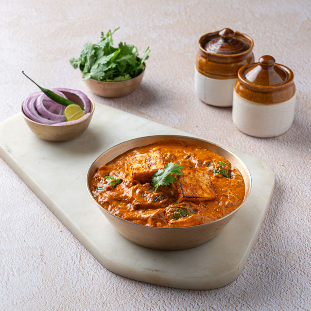 Paneer Tikka Masala & Wheat Chapati (Pack Of 3) Combo