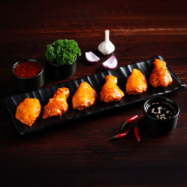 Relish Chicken Hot Wings 6 pc Combo