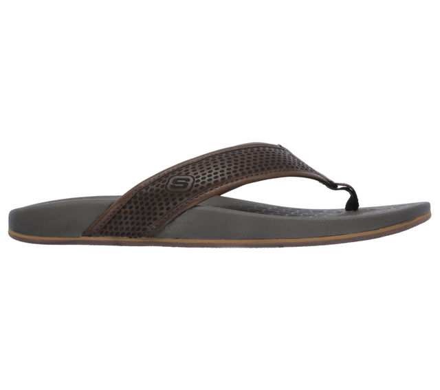 Skechers Mens Pelem Emiro Slipper | Chocolate | UK 9