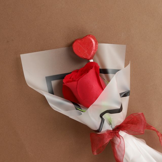 IGP Single Red Rose With Chocolate