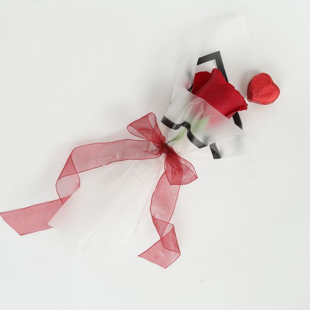 IGP Single Red Rose With Chocolate
