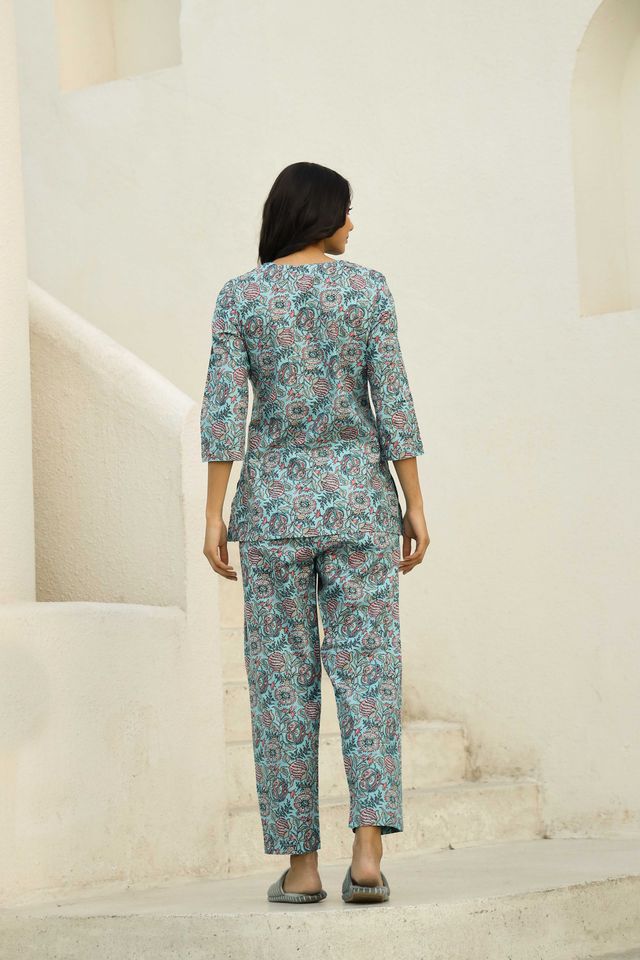 Sanskrutihomes Women's Printed Pure Cotton Night Suit | Turquoise Blue - L