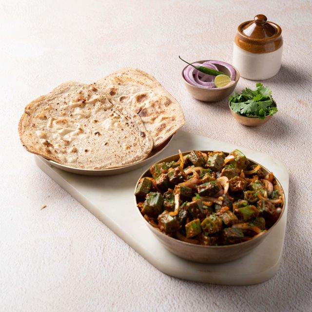 Masala Bhindi with Tawa Roti 