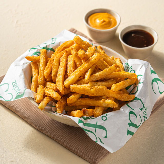 Tandoori Cheese Paneer Burger & Classic French Fries & Coca-Cola Soft Drink Can (300ml) Combo