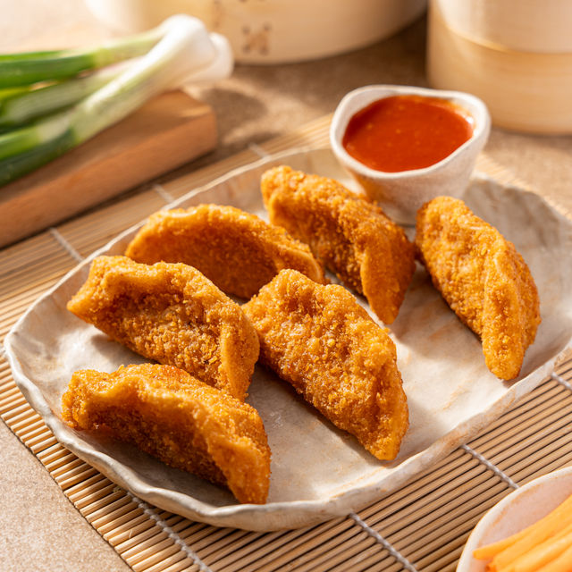 Veg Kurkure Momos