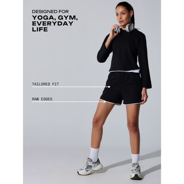 Cava Athleisure Black ZenFeel Shorts for Women | M