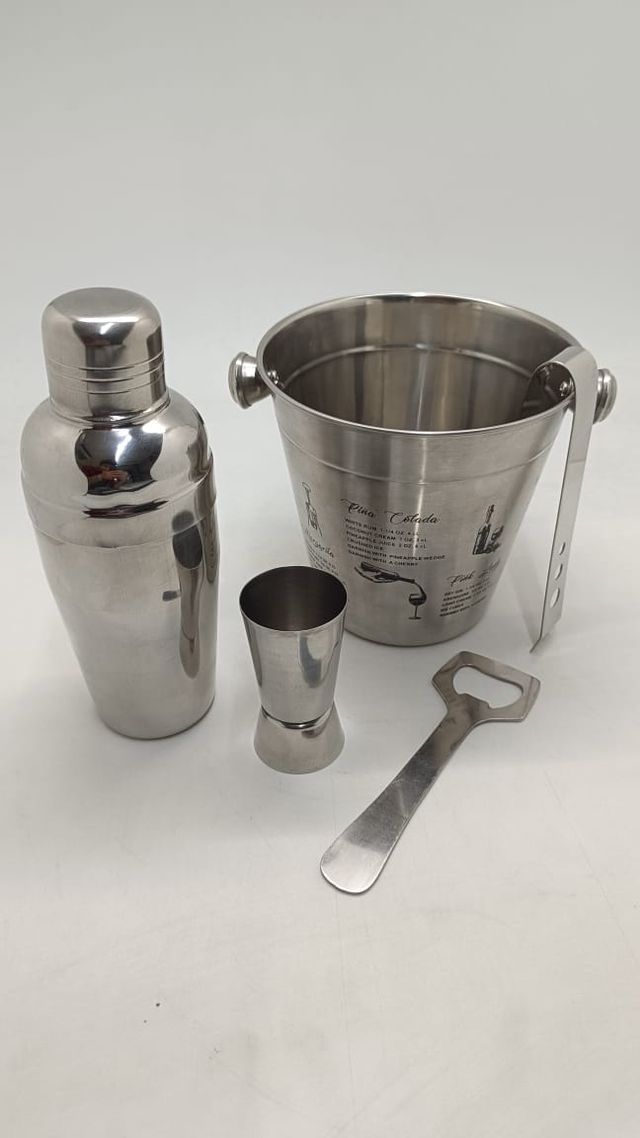 Roxx Gracia Bar Tool Set | Stainless Steel | Shaker, Jigger, Tong, Ice Bucket, Opener | Silver