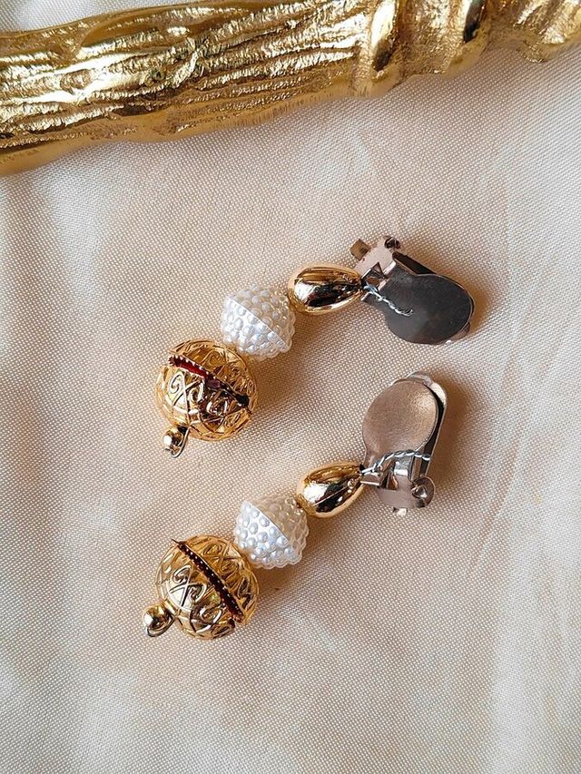 Kids Earring Clip With Moti Work - 4.5 x 0.5 cm
