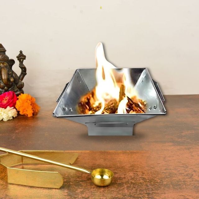 Divine Vibes Hawan Kund - Silver | Small Size (8 x 8 x 4.5 in)
