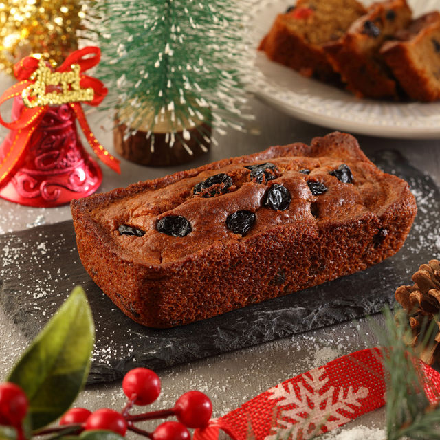 The Baker's Dozen Christmas Cake (Eggless / Veg)