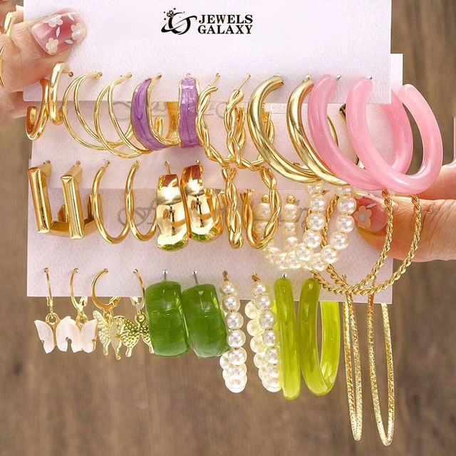 Jewels Galaxy Gold Plated Set Of 18 Pairs Of Hoop And Pearl Earrings (1 Pack 36 Earrings)