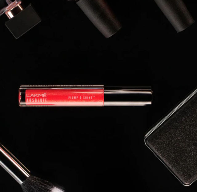 Lakme Absolute Plump & Shine Lip Gloss | Beige Shine