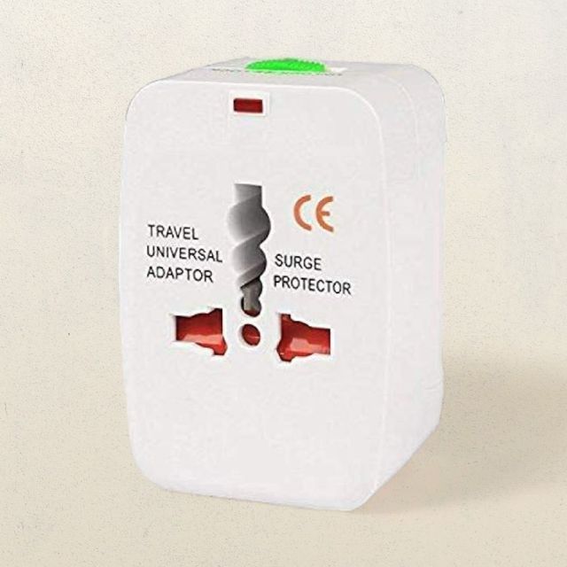 Universal All-In-One Worldwide International Travel Adapter 1 pc Combo