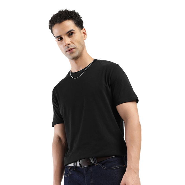Levi's Men's 100% BCI Cotton Round Neck T-shirt | Black - L