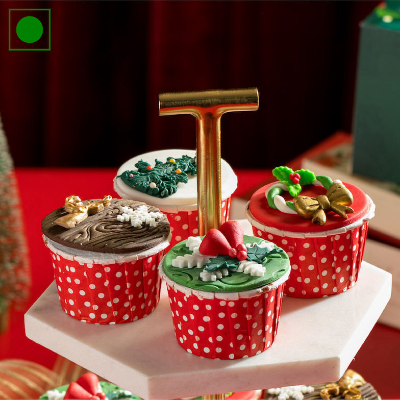 Love and Chessecake Christmas Father Cupcakes (4 pcs) (Eggless / Veg)