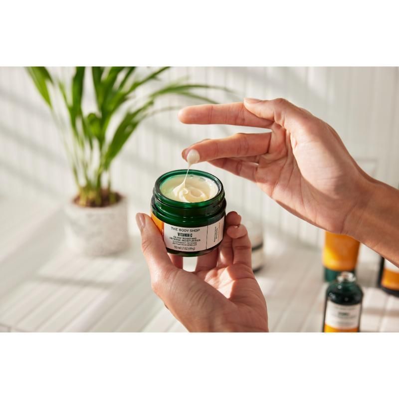 The Body Shop Vitamin C Glow Boosting Moisturizer