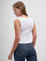 54f39c77-7931-48e8-8283-206389ca8242.jpg