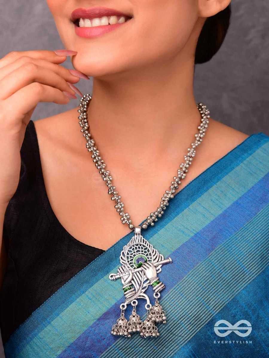 Everstylish The Charismatic Krishna - Statement Ethnic Enamelled Neckpiece