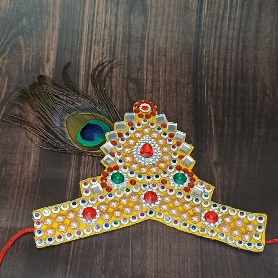Gullak Kids Moti Mukut With Mor Pankh - 15 x 15 cm