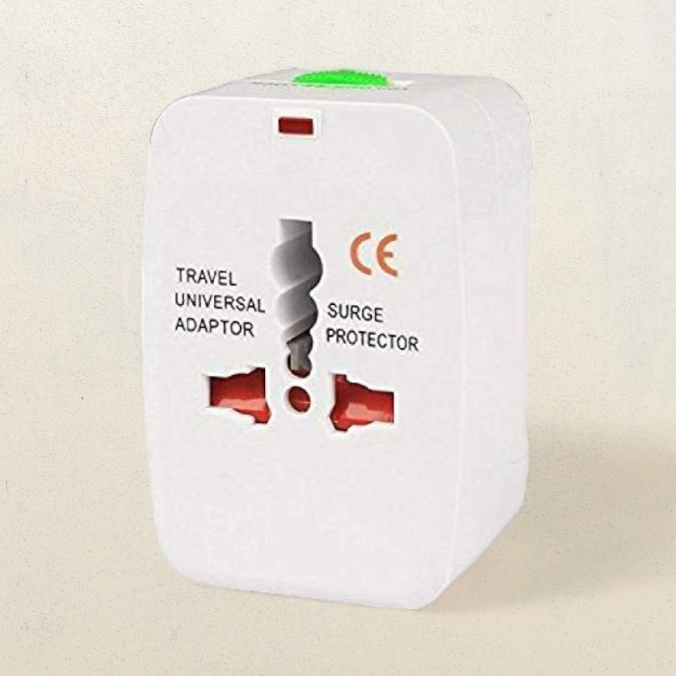 Universal All-In-One Worldwide International Travel Adapter 1 pc Combo