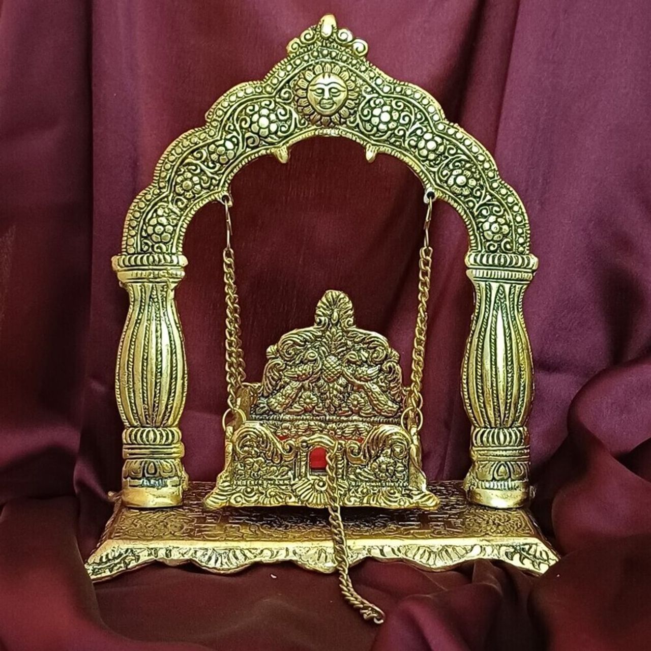 Gullak Krishna Jhula | Style 3 | Sun Mehrab Jhula - 21 x 12 x 24 cm