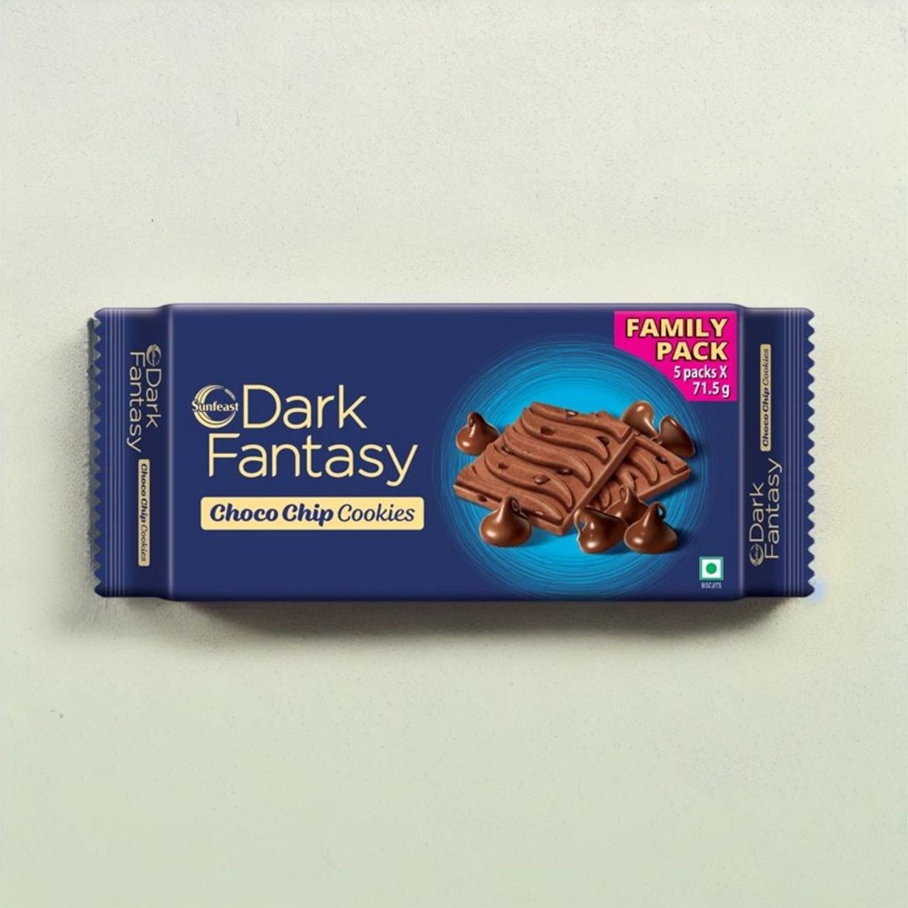 Sunfeast Dark Fantasy Choco Chip, Biscuit Made With Deliciously Rich Chocolate