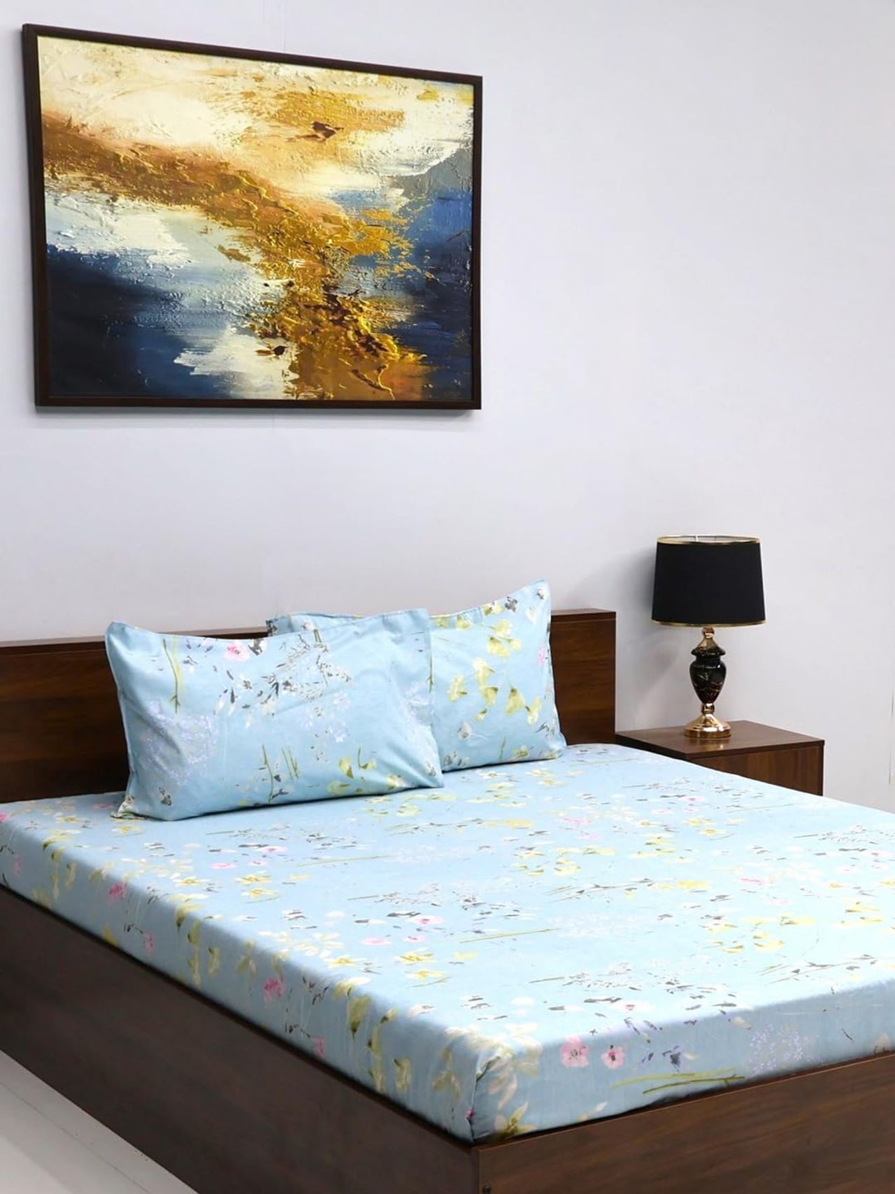Bombay Dyeing Vista 144 Tc Queen Size Bedsheet With 2 Pillow Covers - Magnet
