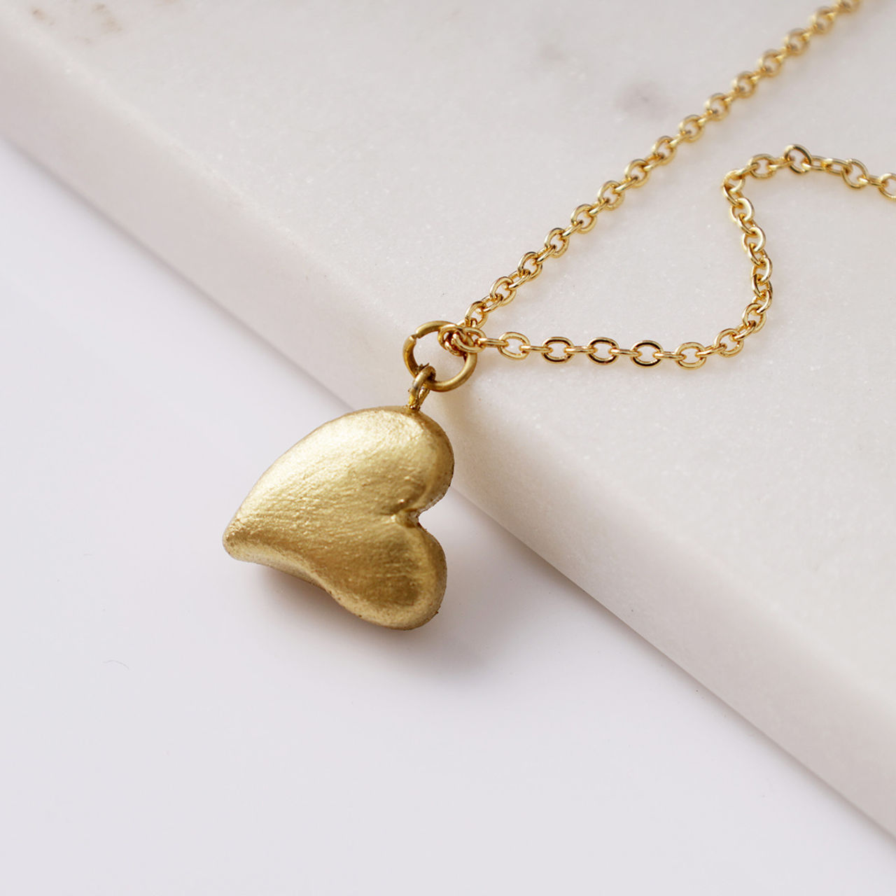 Oye Happy Heart Of Gold Chain
