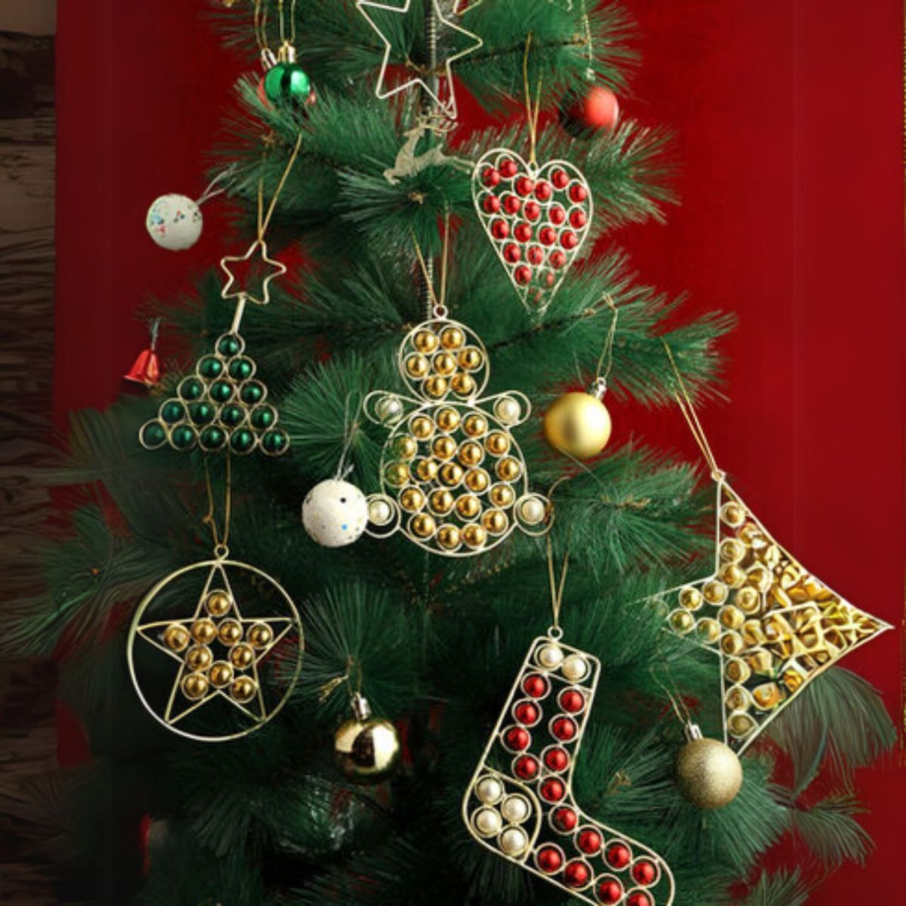 Urban Born Set Of 2 Metal Christmas Socks Hanging Ornament For Christmas Decor