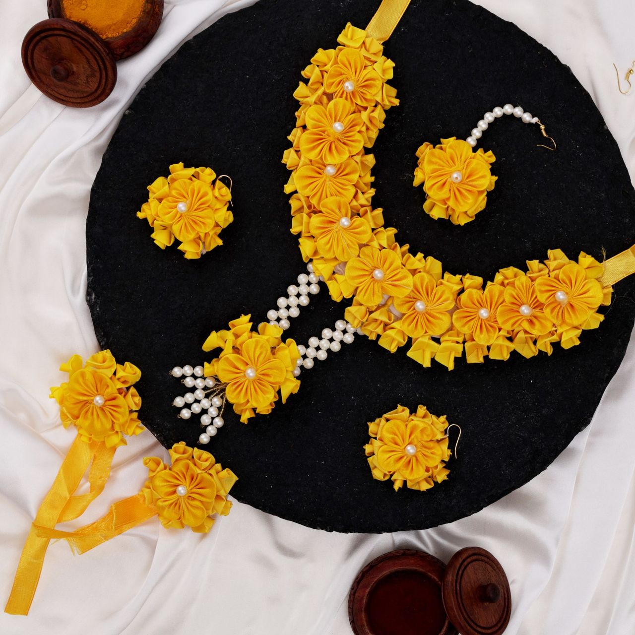 Oye Happy Yellow Pearl Jewellery Set