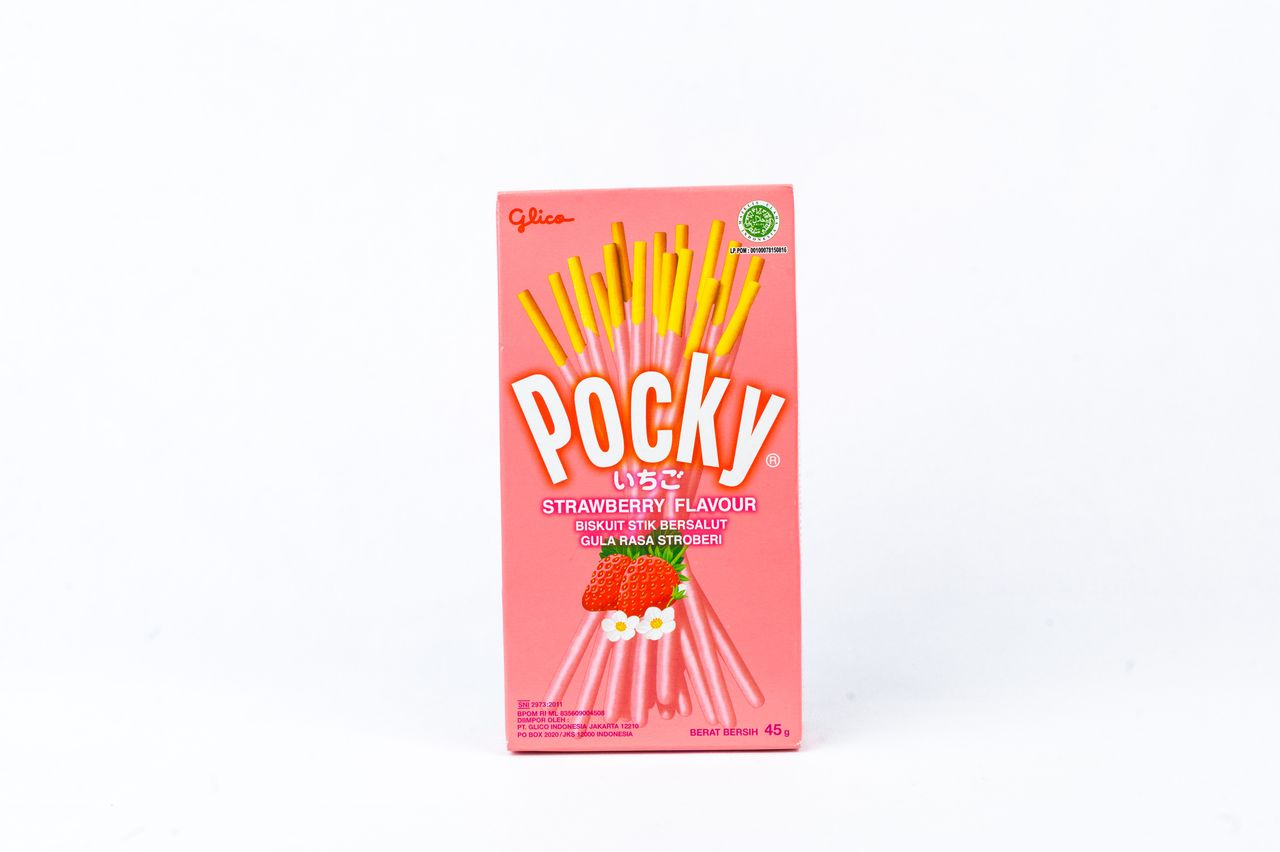 Pocky Strawberry Flavoured Biscuits Stick | Artificial Flavour-free