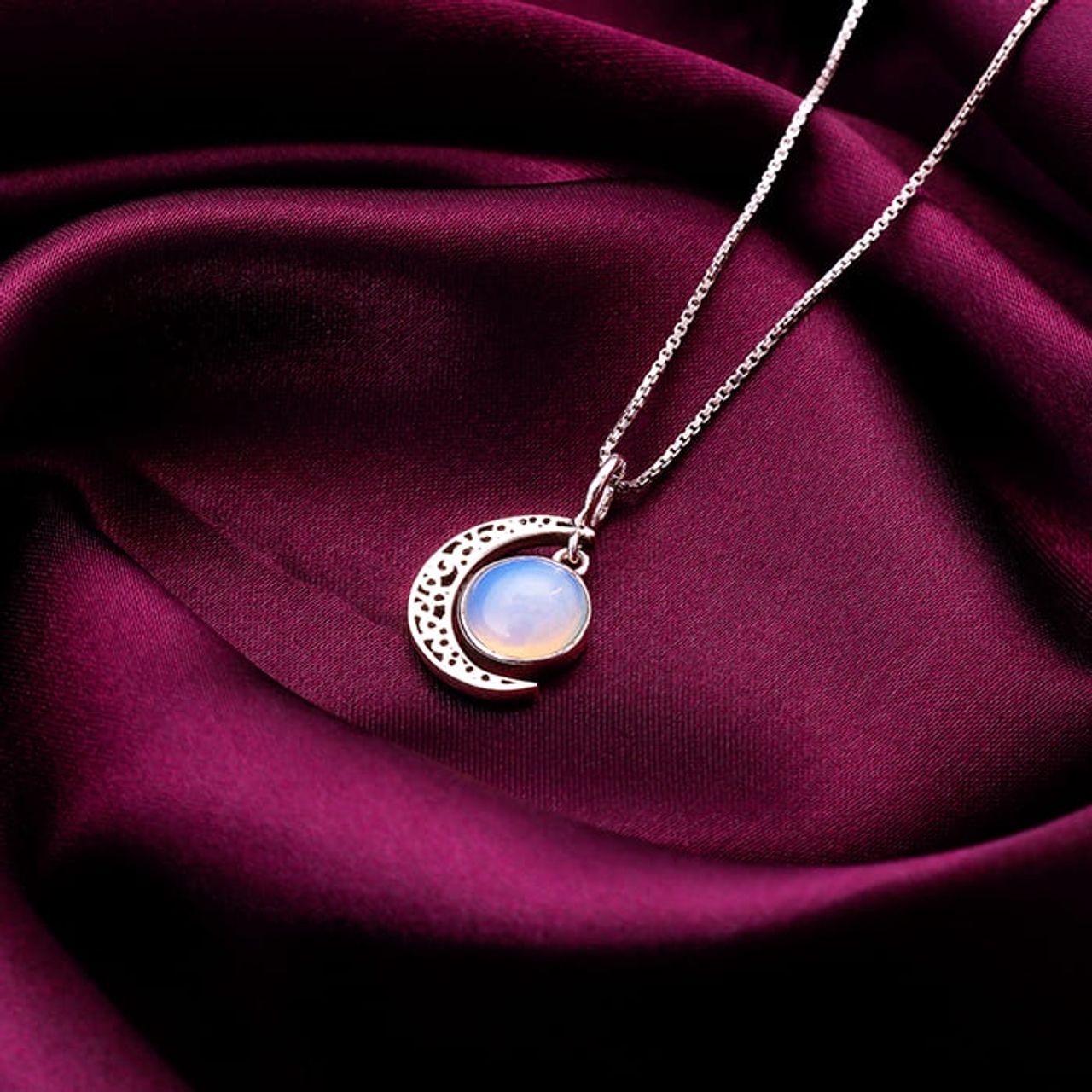 Giva Oxidised Silver Moonstone Crescent Pendant with Box Chain