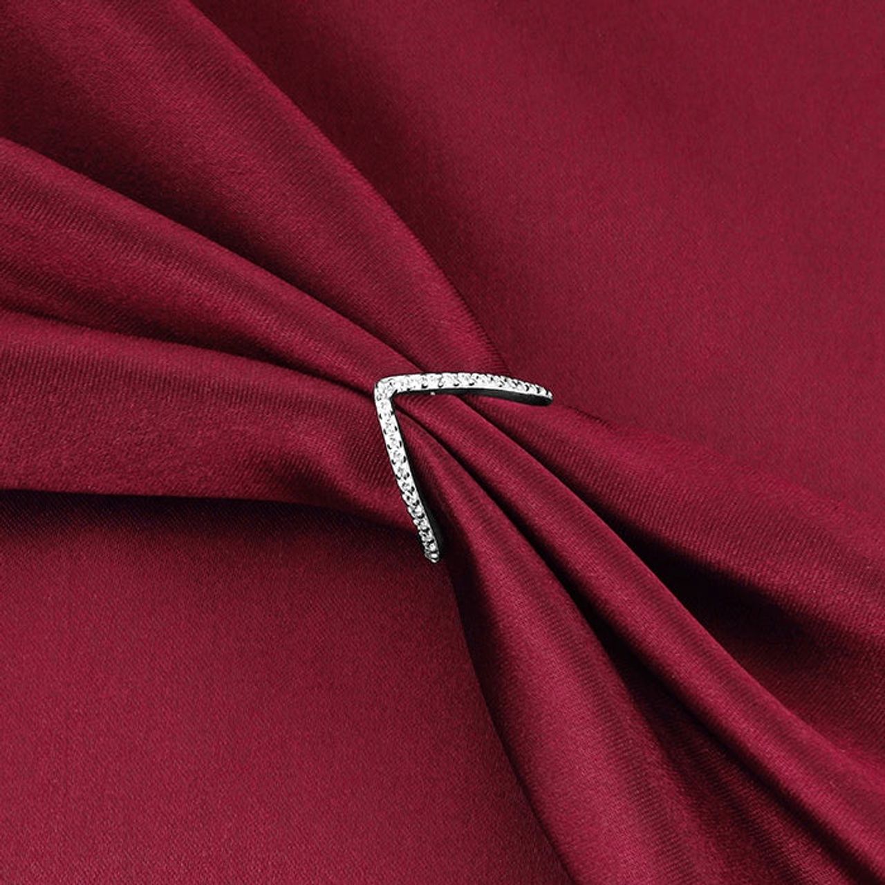 Giva Silver Beautiful Vanki Ring